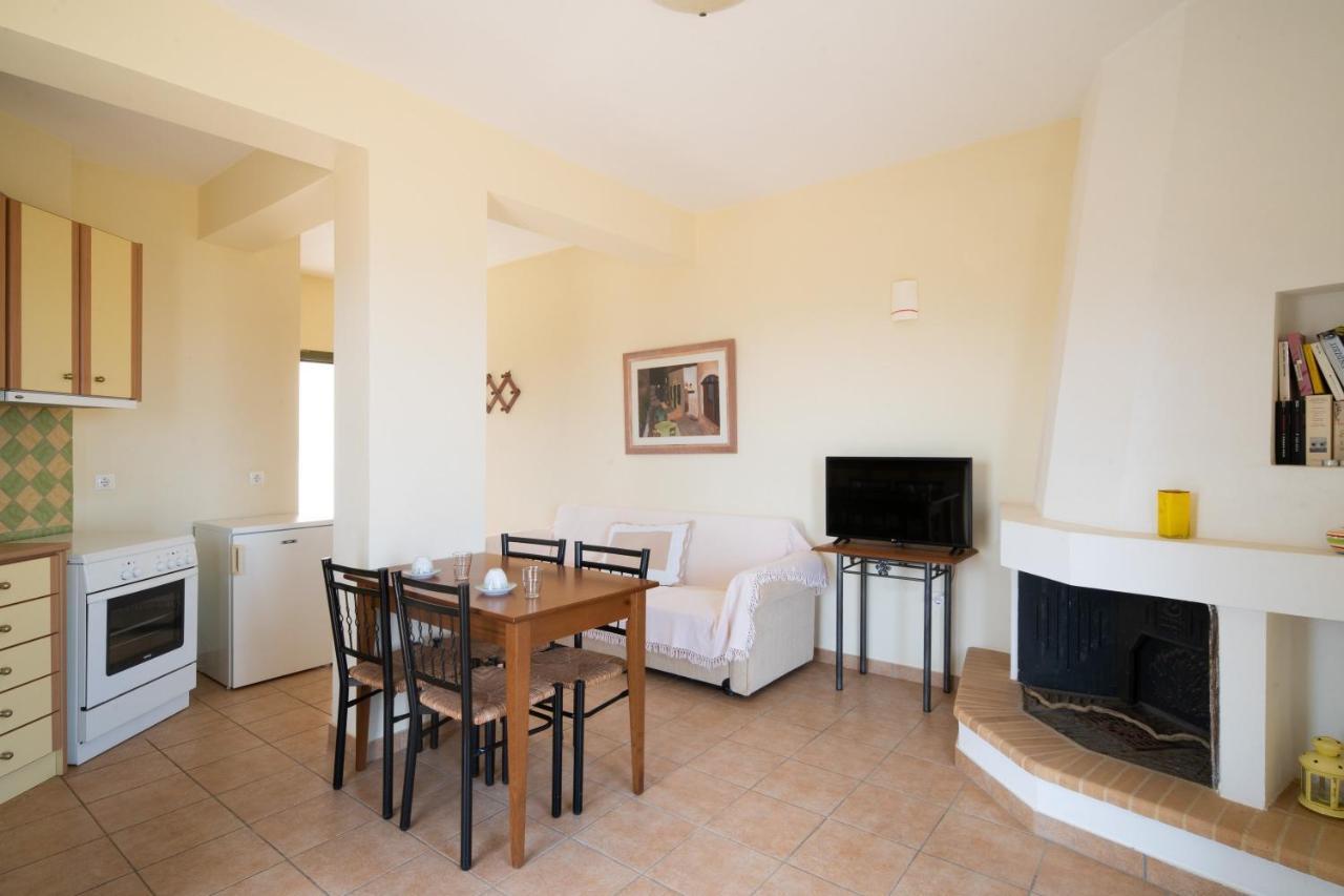 Villa Luisa Exclusive Residences Monemvasia Bagian luar foto
