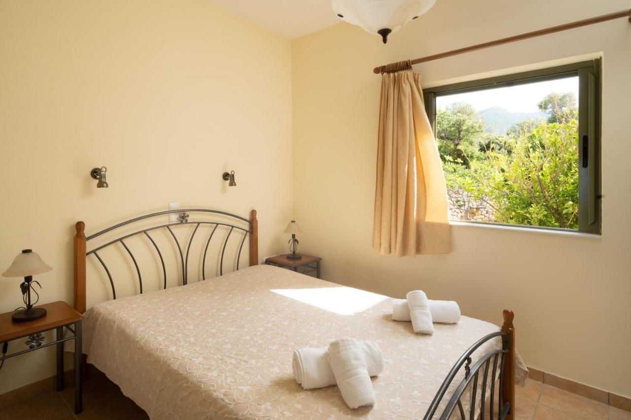 Villa Luisa Exclusive Residences Monemvasia Bagian luar foto